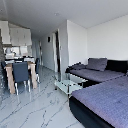 Apartment Sun Vir Room photo