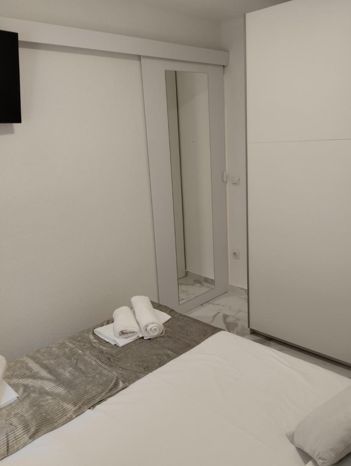 Apartment Sun Vir Room photo